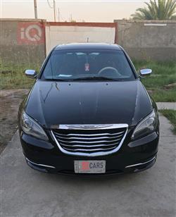 Chrysler 200